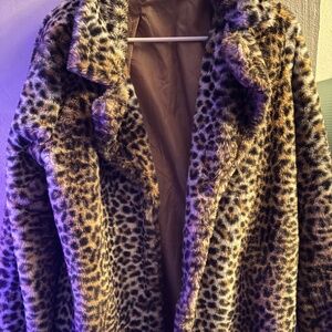 Leopard coat